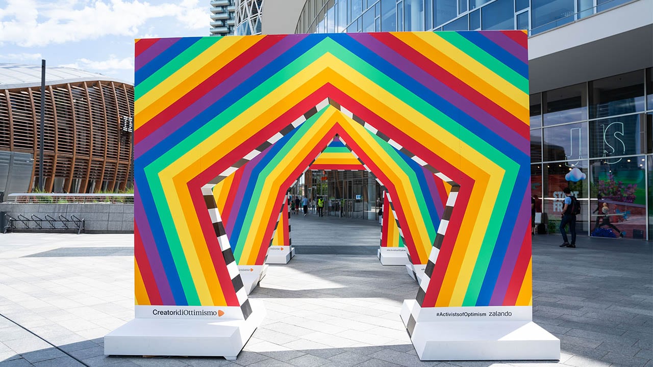 Zalando Pride Month Colora Le Strade Di Milano E Roma