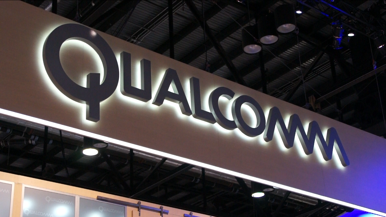 Snapdragon 8cx: il primo processore per PC a 7 nanometri è di Qualcomm thumbnail