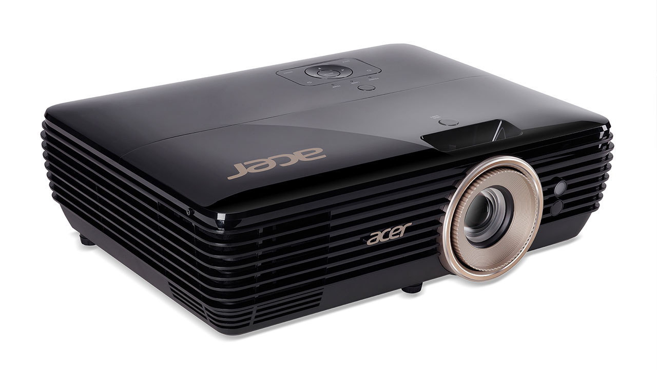 [CES 2018] Acer UHD V6820M/i, il proiettore compatibile con Alexa thumbnail