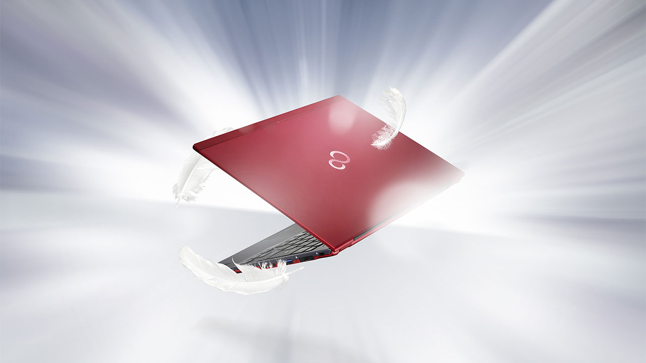 Fujitsu presenta il laptop Lifebook U938 thumbnail