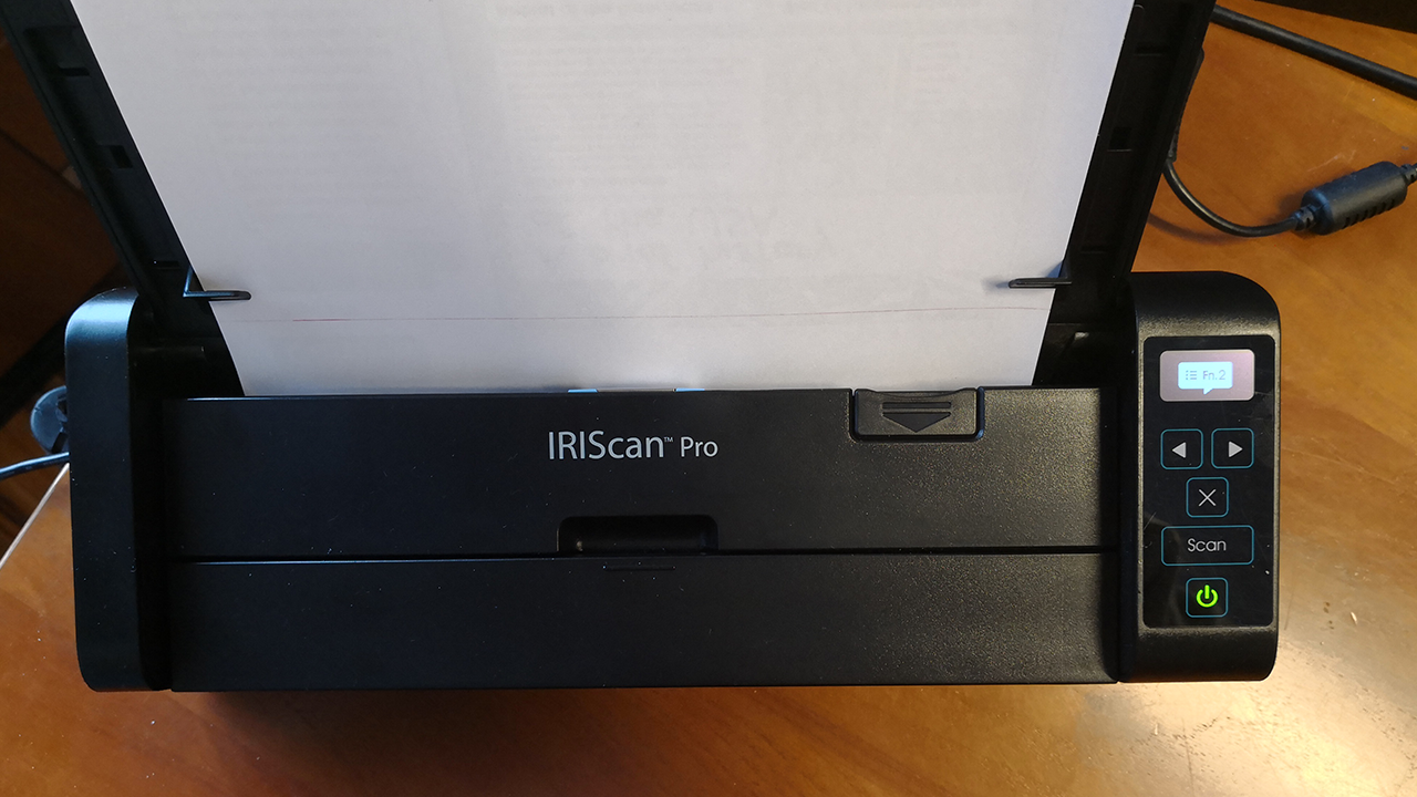 Recensione IRIScan Pro 5: lo scanner perfetto per i professionisti thumbnail