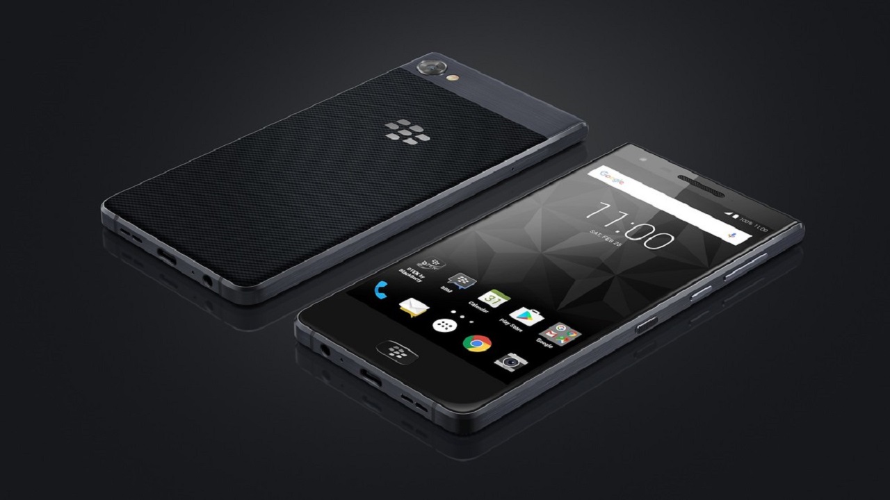 BlackBerry Motion è ufficiale, ecco il nuovo smartphone senza tastiera thumbnail