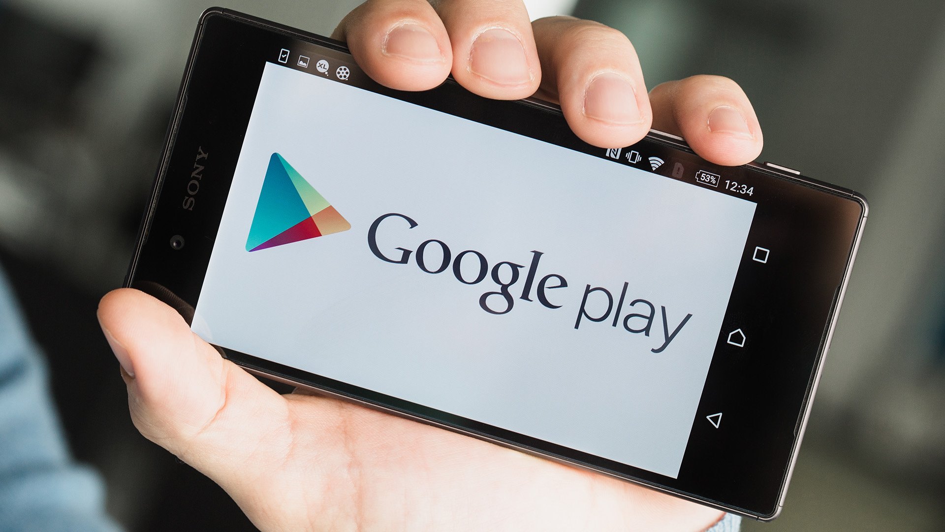 LightsOut: il malware che si nasconde in 22 app utility di Google Play thumbnail