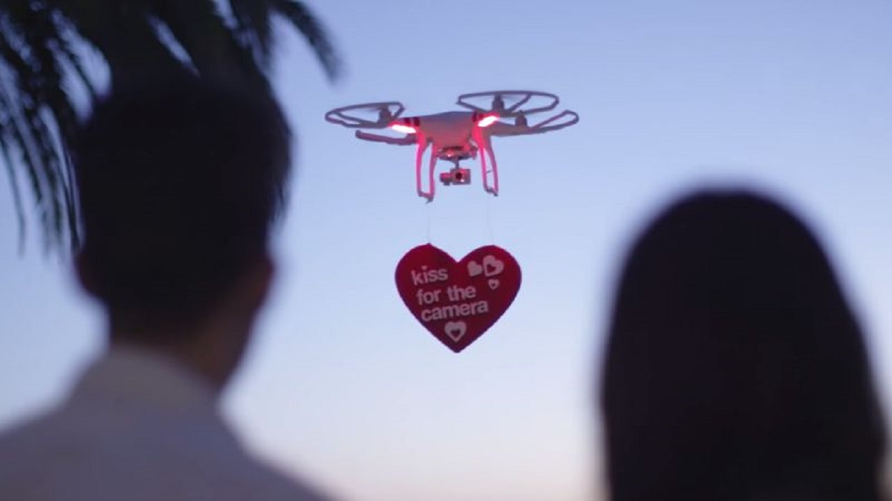 A San Valentino dillo con un drone thumbnail