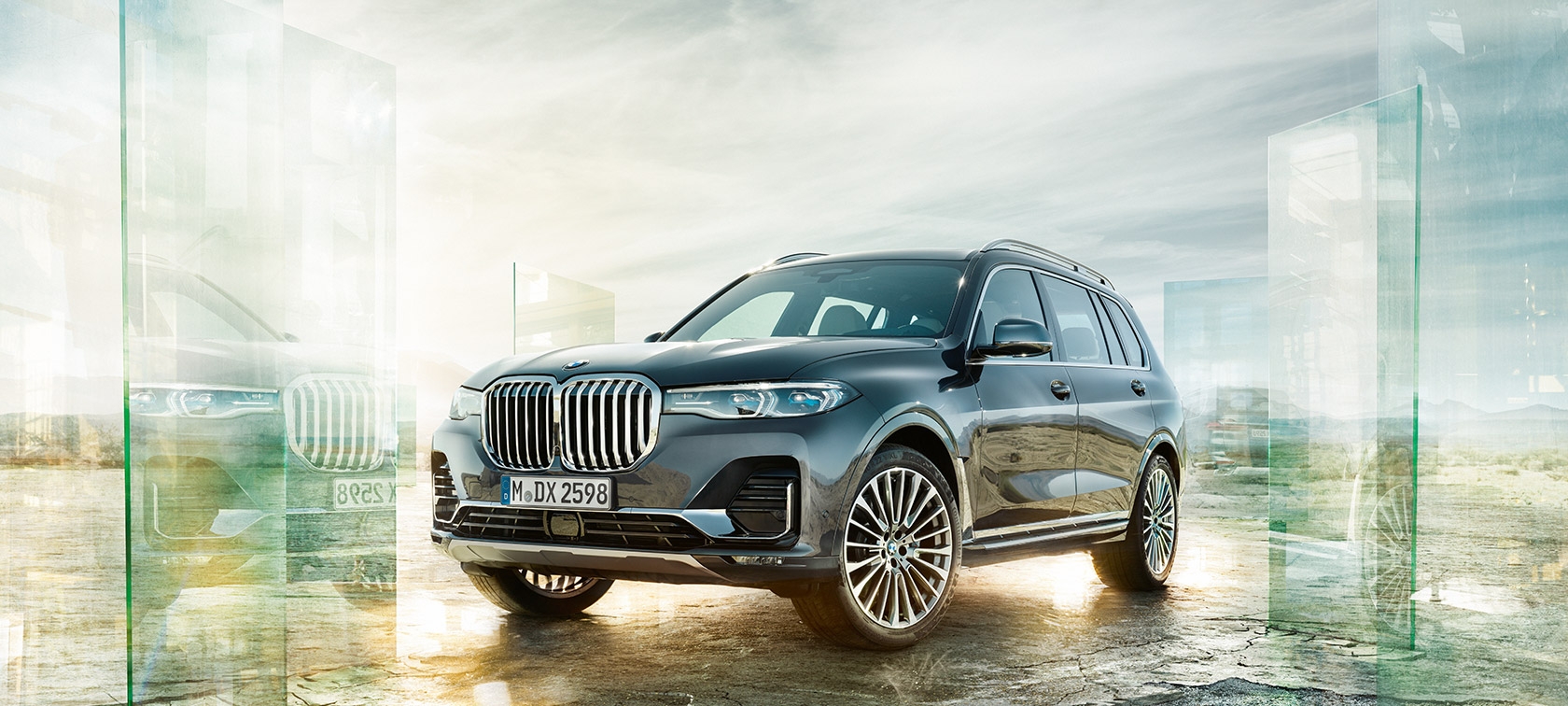 BMW X7: presentata una nuova ammiraglia, questa volta è un SUV thumbnail