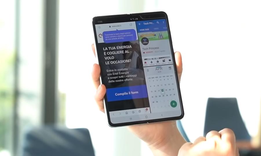 Il Galaxy Fold si aggiorna gratis con le funzioni del Galaxy Z Fold 2 thumbnail