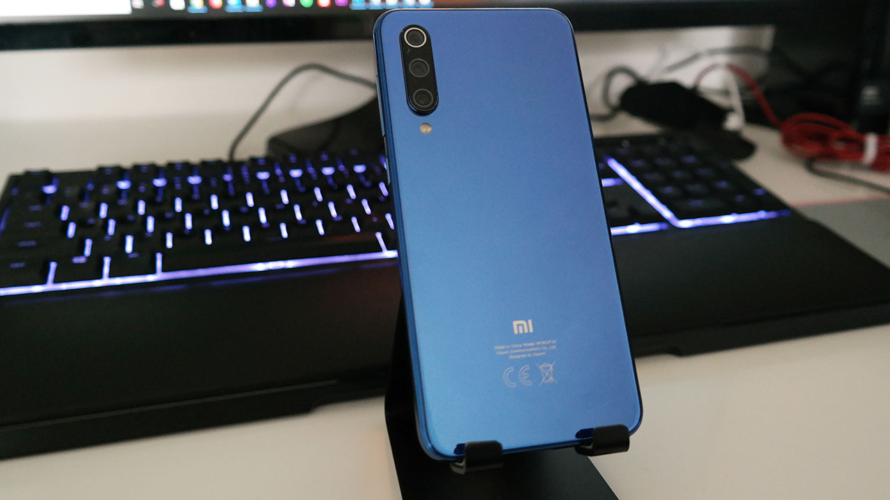 Recensione Xiaomi Mi 9 SE: a chi è adatto questo smartphone? thumbnail