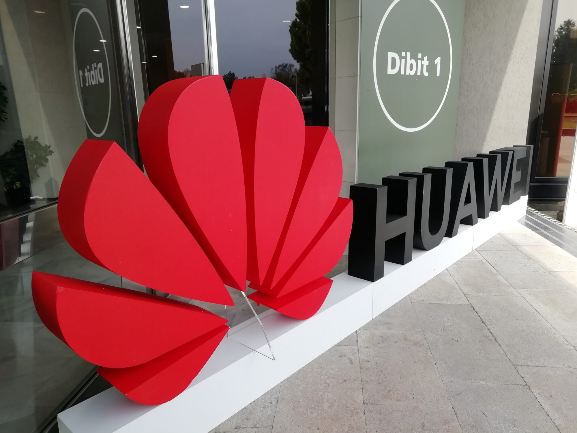 Huawei Smart City Tour: al via oggi il roadshow dedicato alle città del futuro thumbnail
