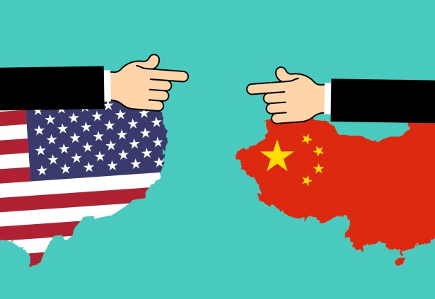 Blacklist USA vs Cina, al bando 8 aziende hi-tech cinesi thumbnail