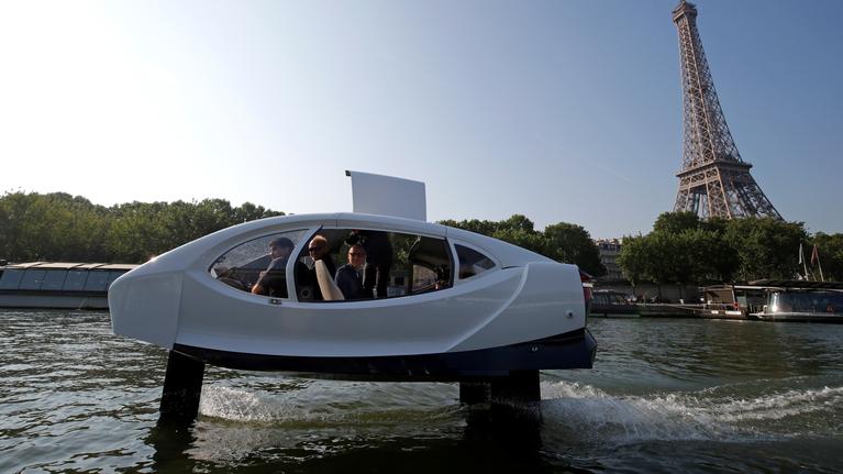 Sea Bubbles: i taxi volanti in test sulla Senna a Parigi thumbnail