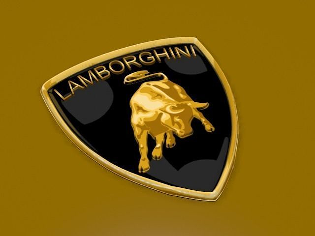 Lamborghini prepara una GT elettrica a quattro porte thumbnail