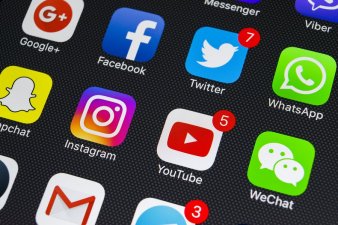 Facebook, Instagram e WeChat: problemi con il Google Play Store thumbnail