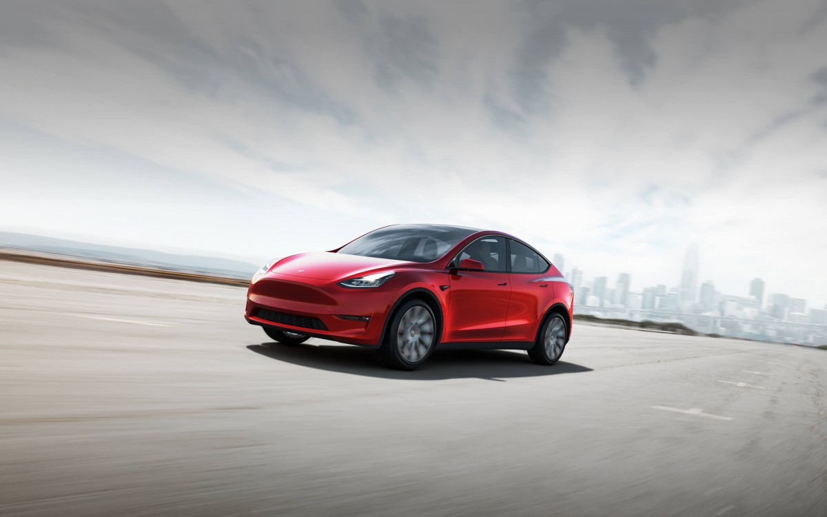 La Tesla Model Y arriverà prima del previsto thumbnail