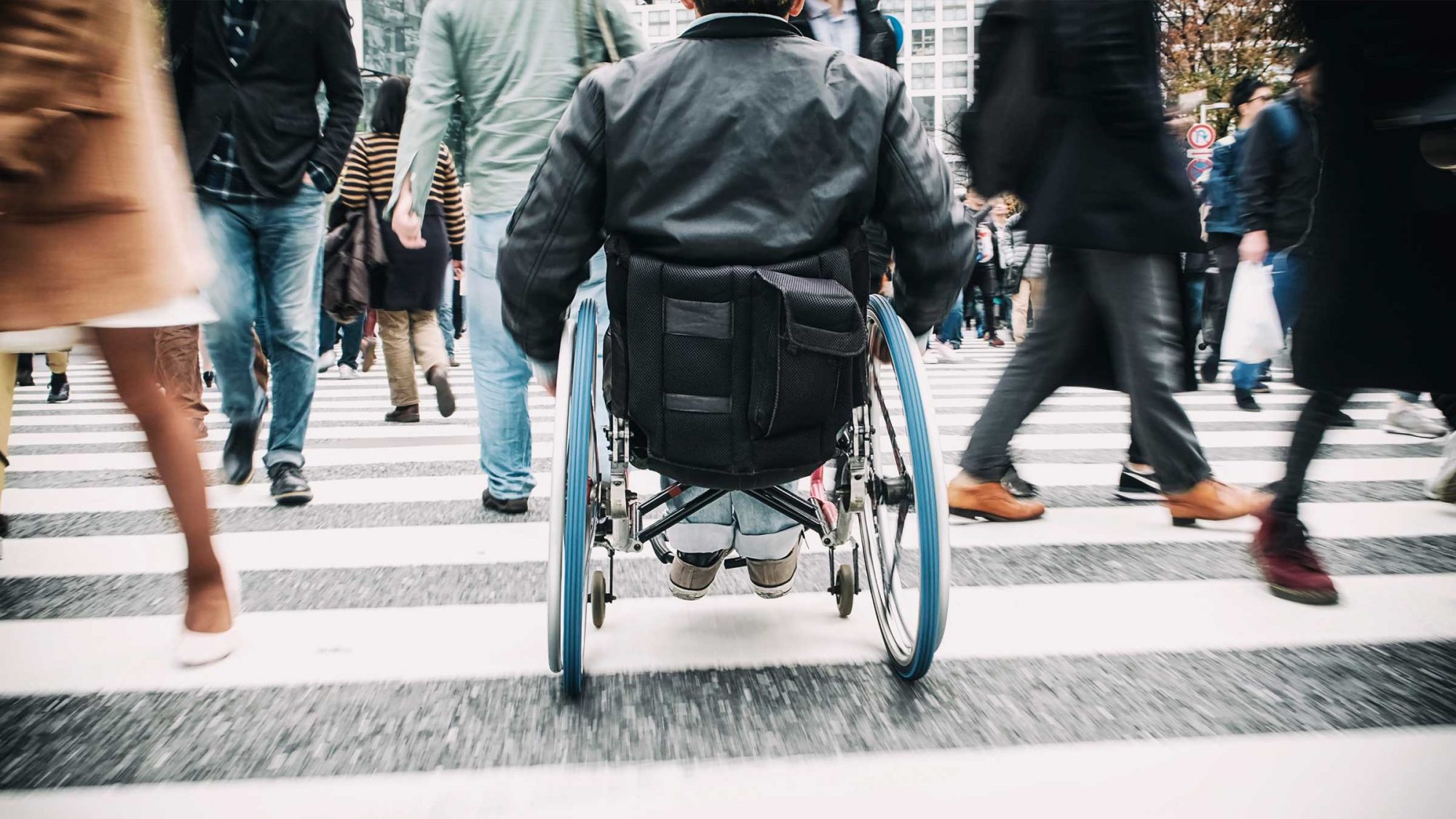 Disabili e mobilità: la carrozzina autonoma per lo spostamento dei pazienti thumbnail