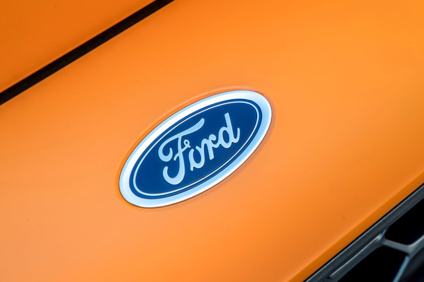Ford Focus ST logo
