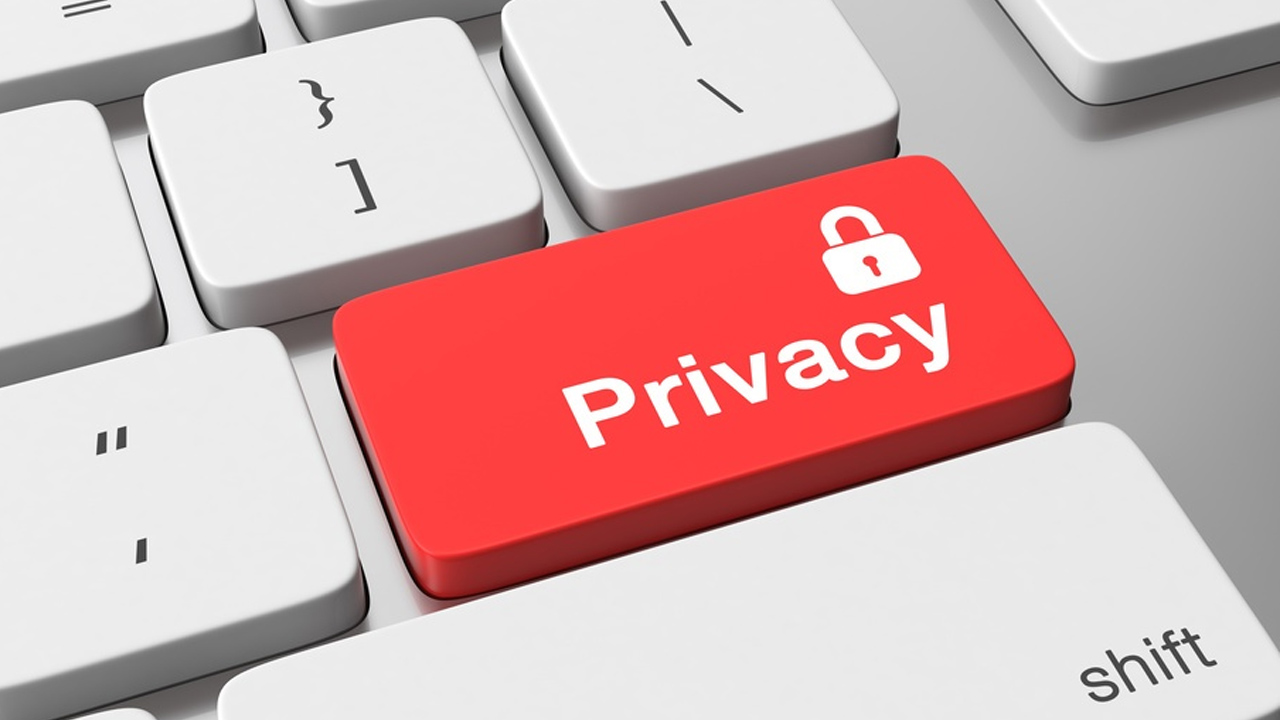 Chi compromette di più la privacy in azienda? L'uomo thumbnail