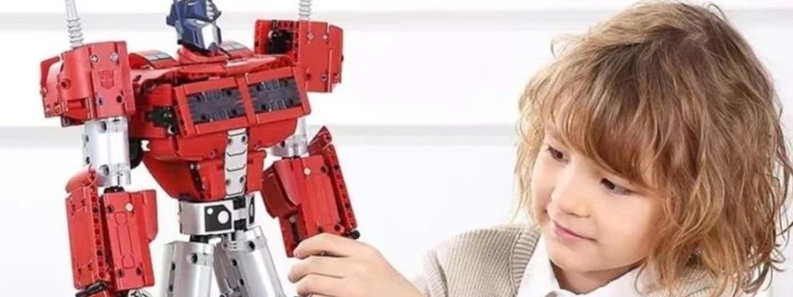 Xiaomi lancia un Transformer in stile LEGO: ecco Optimus Prime thumbnail