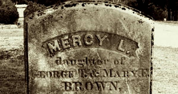 mercy brown tomba kit anti-vampiro