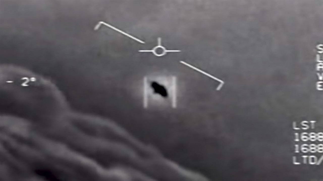 Gli UFO esistono ma la scienza rifiuta di studiarli thumbnail