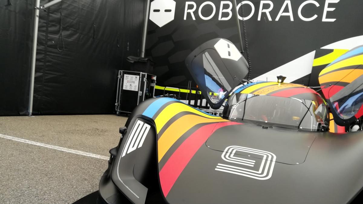 Roborace: al via il primo campionato per auto autonome thumbnail