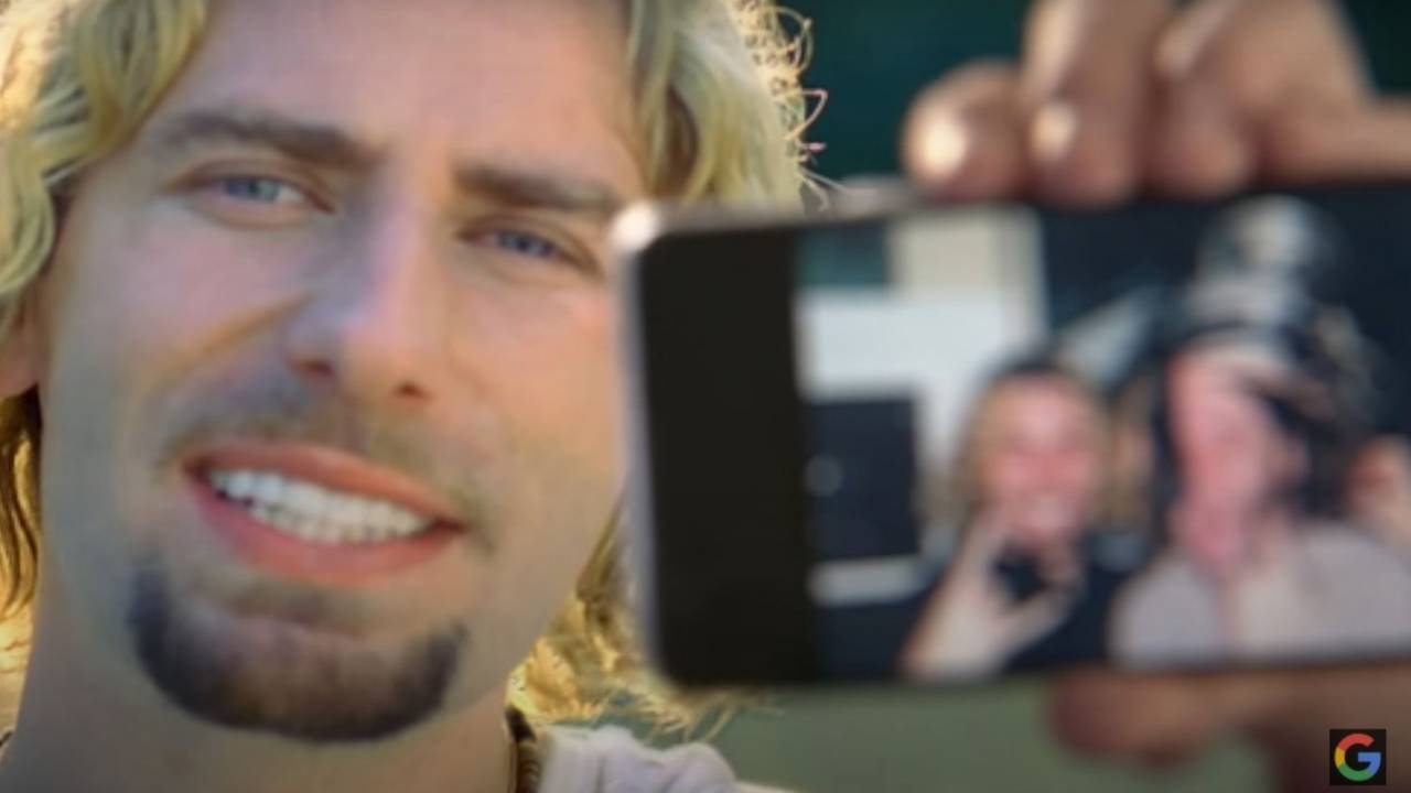 I Nickelback in una parodia di "Photograph" per promuovere Google Foto thumbnail