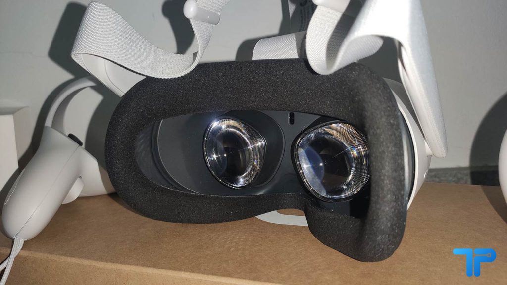 Oculus Quest 2 lenti