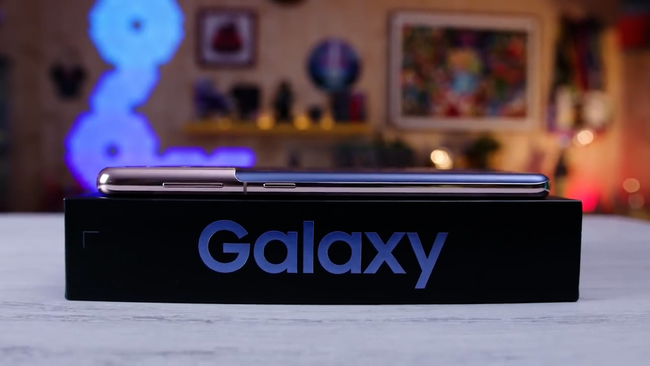 La recensione di Samsung Galaxy S21. Un vero top senza compromessi thumbnail