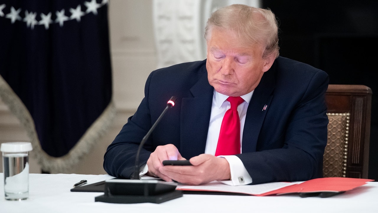 Trump punta a lanciare il suo social network thumbnail