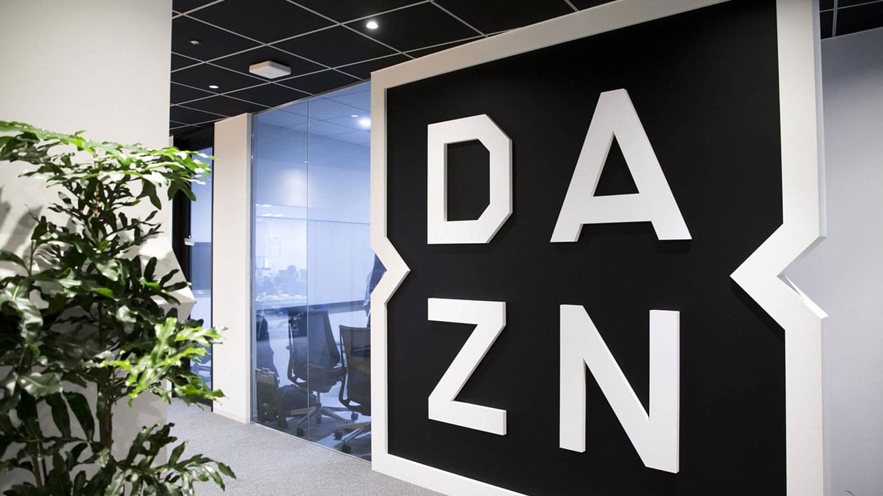 DAZN ripensa al doppio dispositivo: è ufficiale dal 2022 thumbnail