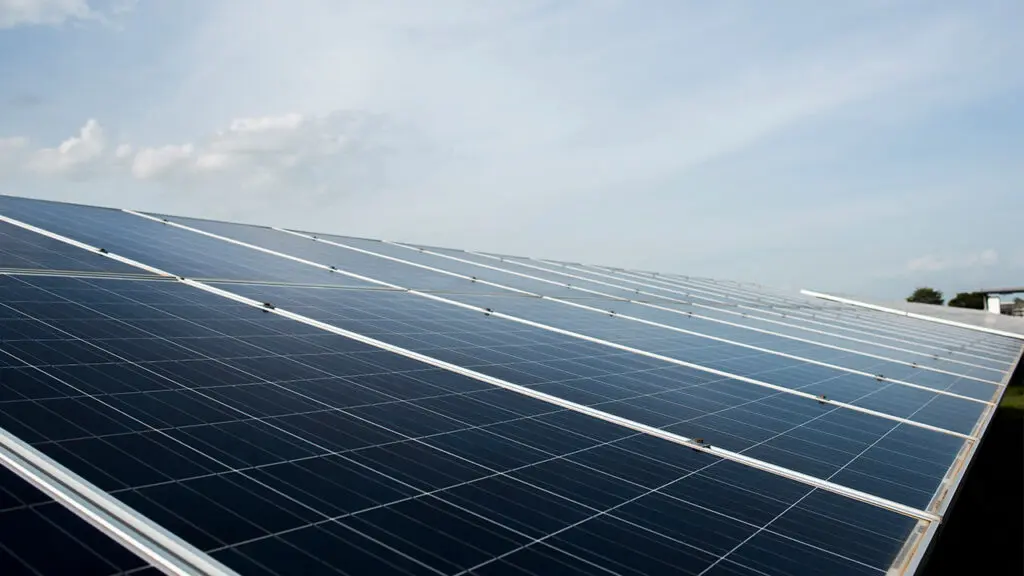 energia rinnovabile solare - progetto amazon