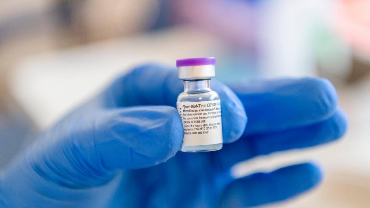 La bufala tech della settimana: i vaccini rendono magnetici thumbnail
