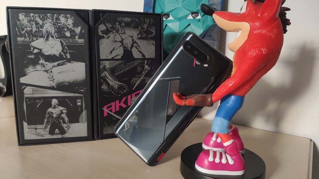 Asus ROG Phone 5 Pro recensione retro