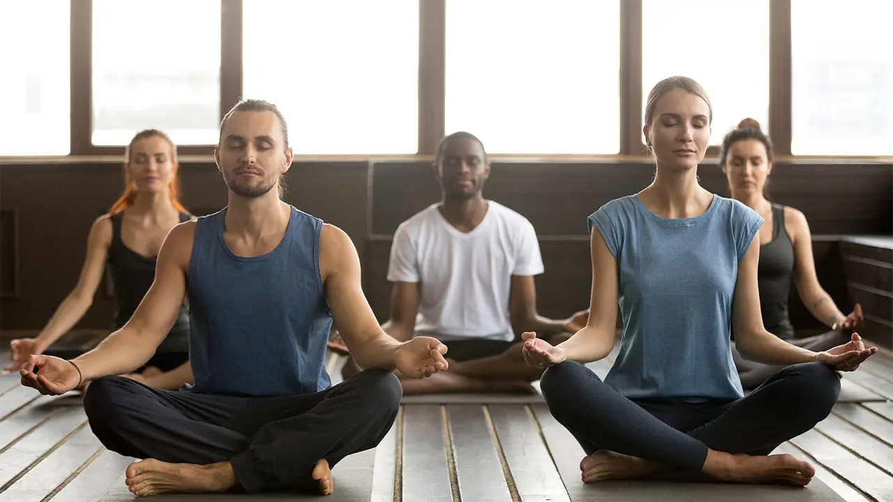 Come è cambiata: la pratica dello yoga thumbnail