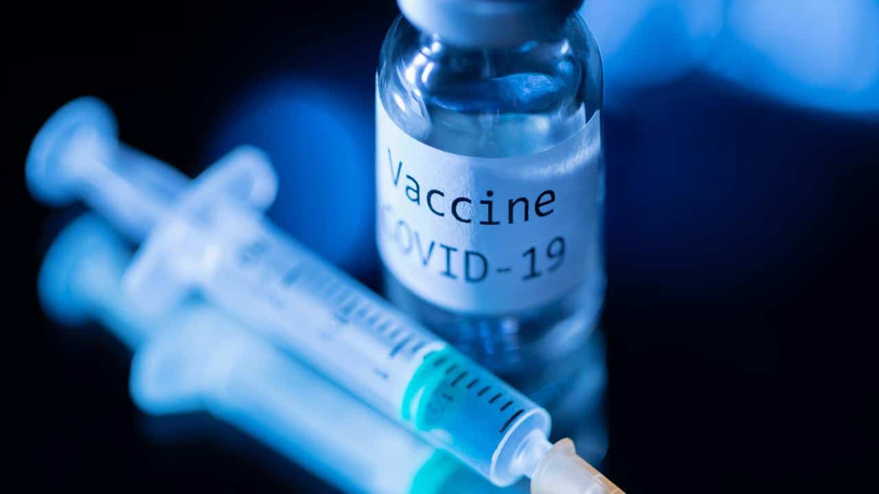 Nobel per la medicina 2023: premiati Karikó e Weissman per il vaccino anti-covid thumbnail