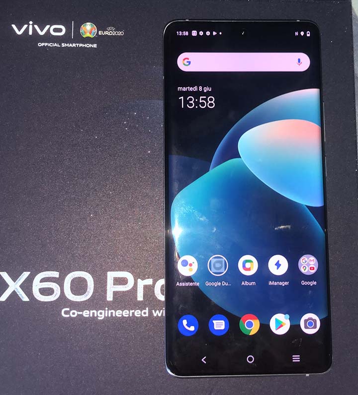 Vivo X60 Pro recensione fronte
