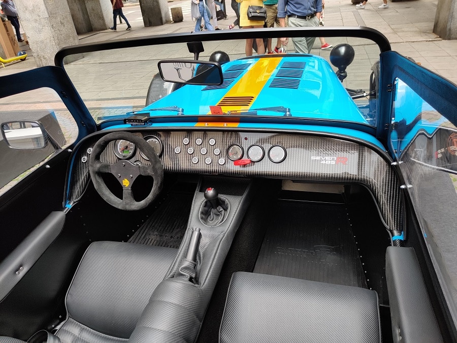 Cabrio economiche Caterham 275 interni