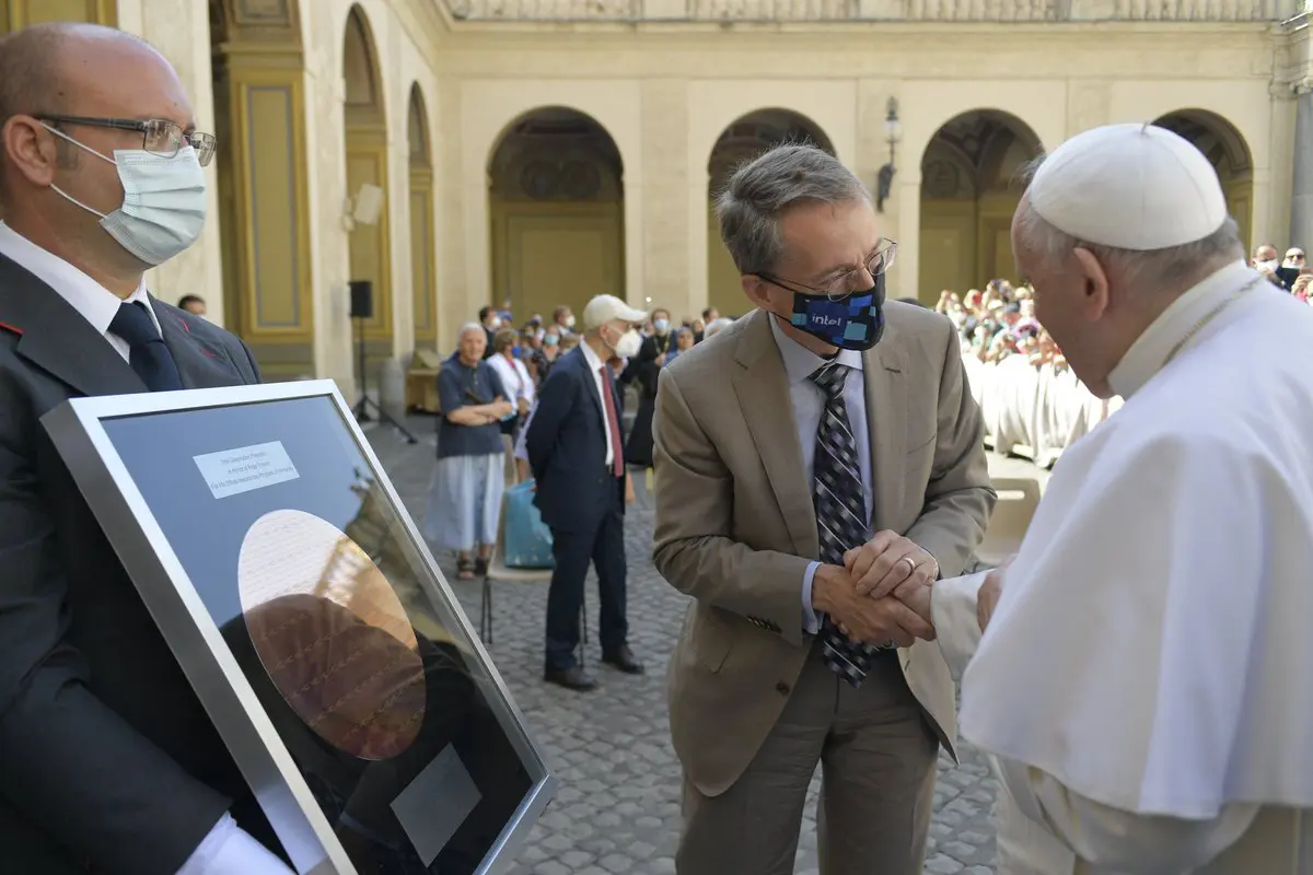 Pat Gelsinger in Europa e in Italia: l'incontro con Papa Francesco thumbnail