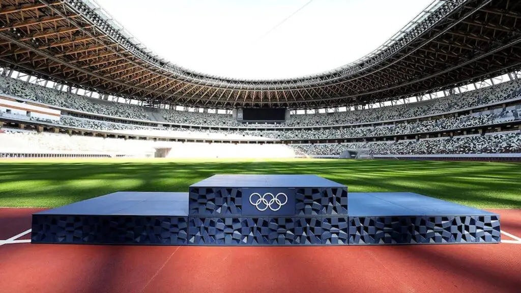 Olimpiadi Tokyo 2020 podio riciclato