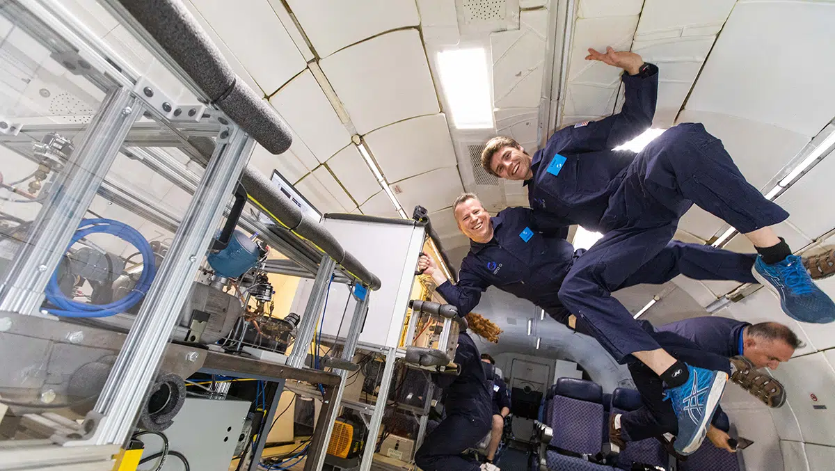 Whirlpool progetta un frigorifero a gravità zero per le missioni spaziali thumbnail