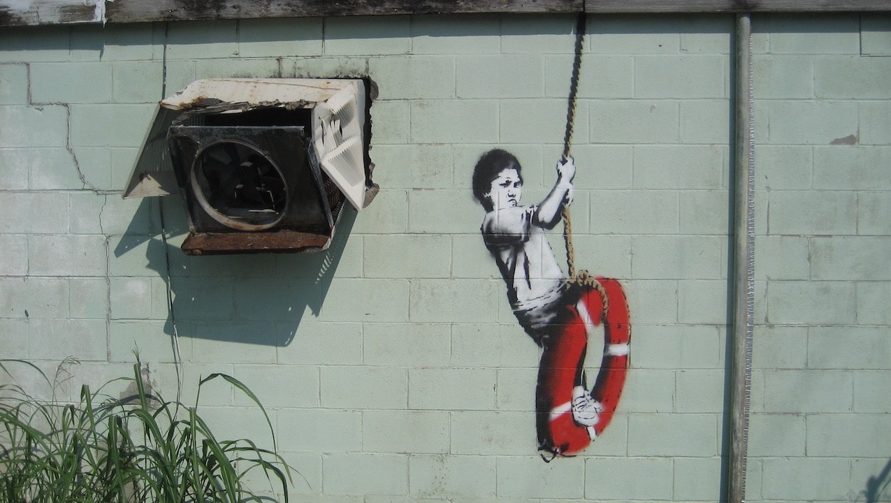 Banksy rivendica diverse opere su Instagram thumbnail