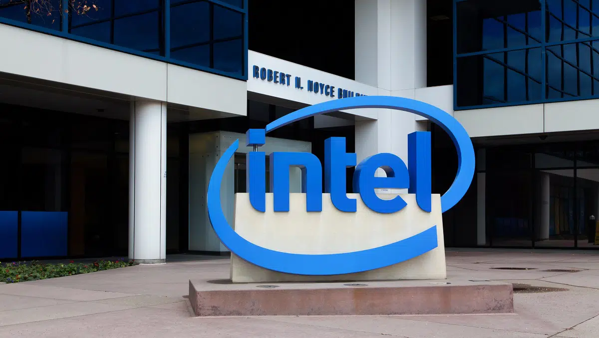 Intel pronta a svelare un chip per il mining di Bitcoin thumbnail