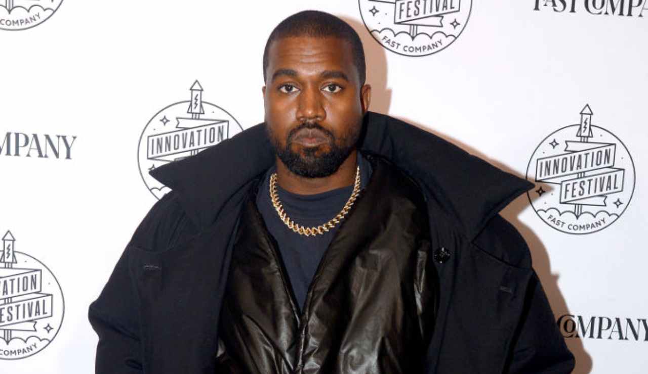 Kanye West si ritira dal Coachella: ecco cosa sappiamo thumbnail