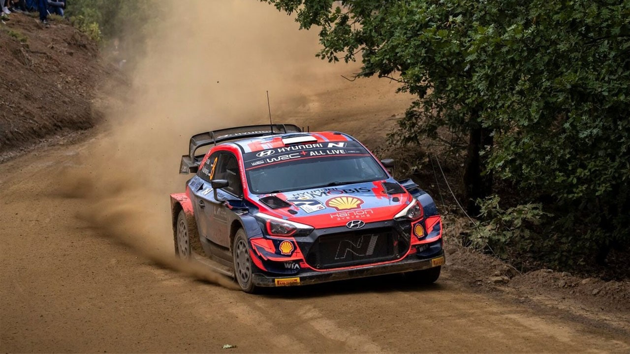 Hyundai Motorsport ottiene un  secondo posto al Rally dell’Acropoli thumbnail