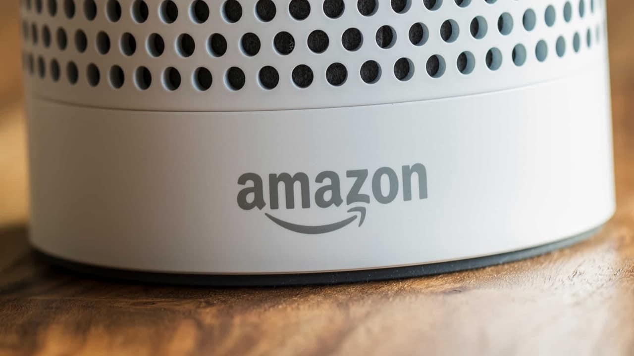 Amazon sta lavorando a un Echo da muro, una soundbar e un dispositivo auto thumbnail