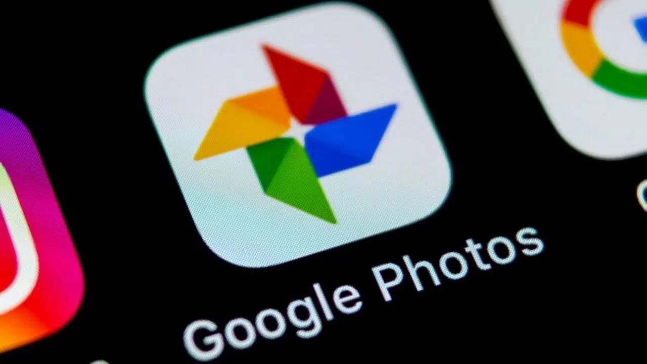 Google Foto e i problemi su iOS 16.3.1 thumbnail