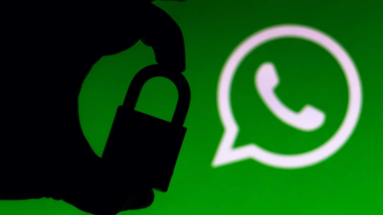WhatsApp legge i messaggi delle nostre chat thumbnail