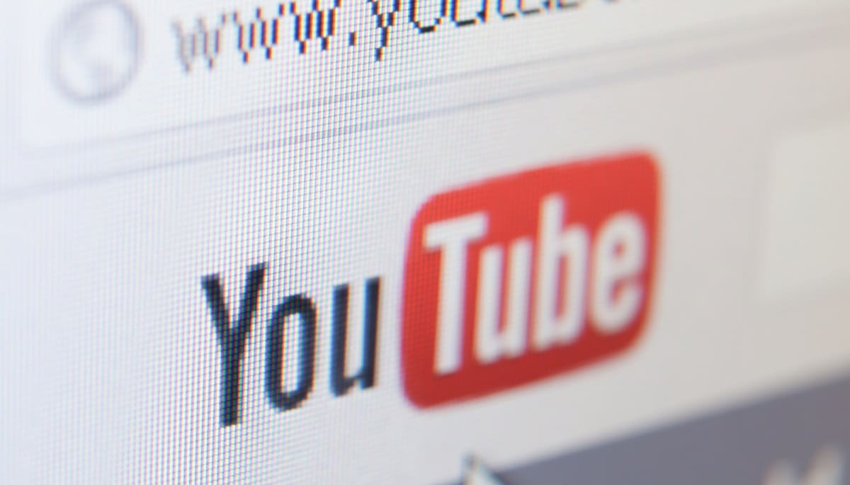 YouTube banna i canali in lingua tedesca di Russia Today thumbnail