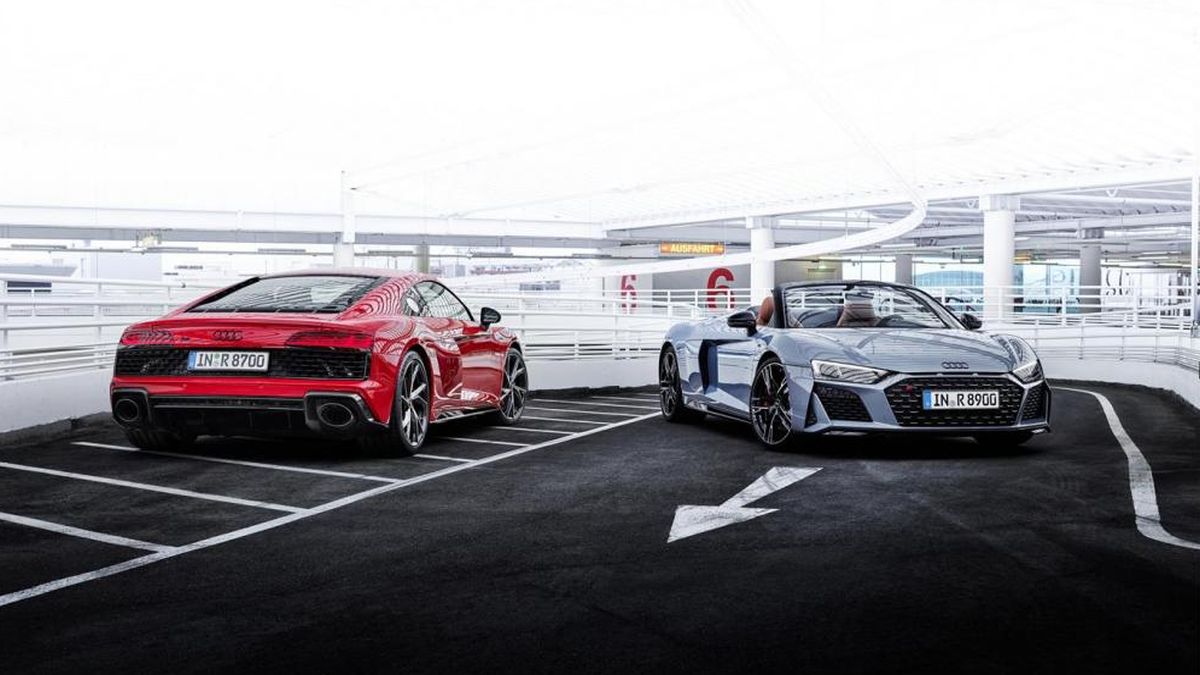 Audi presenta la R8 V10 Performance RWD, una nuova versione per i veri intenditori thumbnail