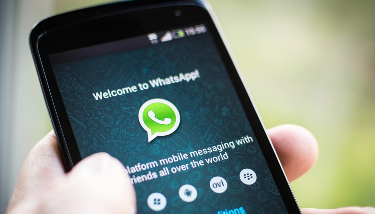 WhatsApp limita il salvataggio di media nei messaggi effimeri thumbnail