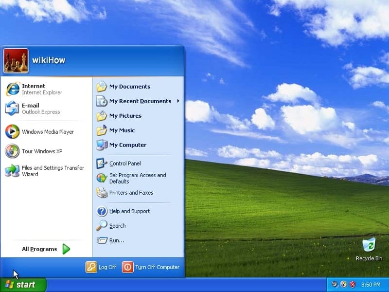 windows-xp sistema operativo compie 20 anni-min